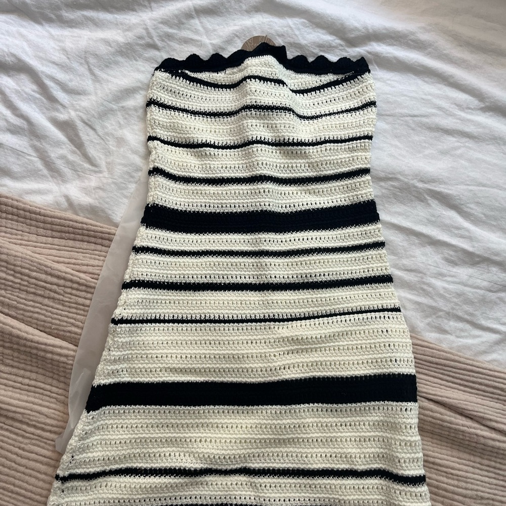 MESHKI JENNI
Contrast Crochet Knit Mini Dress - Black/White - Picture 3 of 5